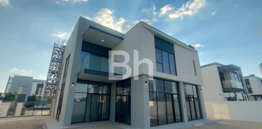 Вилла в Al Furjan, Дубай, 4 спальни, 587м², № 22248