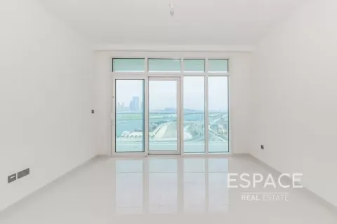 Apartamento en Dubai Harbour, Dubai, 2 dormitorios, 119 m², № 62268 - foto 2