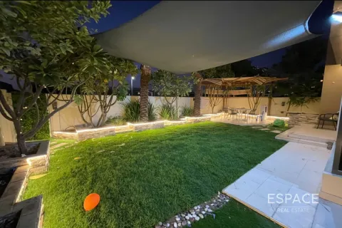 Adosado en Dubai Hills Estate, Dubai, 4 dormitorios, 229 m², № 62152 - foto 12
