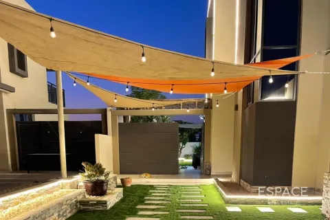 Adosado en Dubai Hills Estate, Dubai, 4 dormitorios, 229 m², № 62152 - foto 11