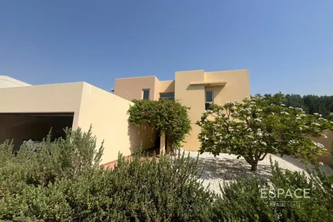 Villa in Saheel, Arabian Ranches, Dubai 5 bedrooms, 450 sq.m. № 62266 - photo 1