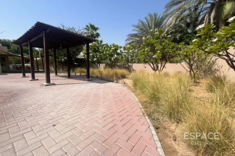 Villa in Saheel, Arabian Ranches, Dubai 5 bedrooms, 450 sq.m. № 62266 - photo 18