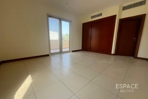 Villa in Saheel, Arabian Ranches, Dubai 5 bedrooms, 450 sq.m. № 62266 - photo 7