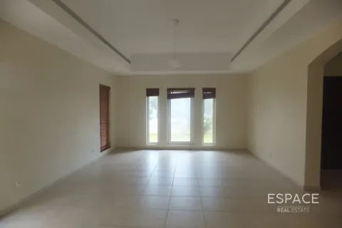 Villa à Arabian Ranches, Dubai, 4 chambres, 367 m², № 62267 - photo 6