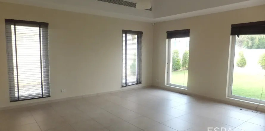 Villa à Arabian Ranches, Dubai, 4 chambres, 367 m², № 62267
