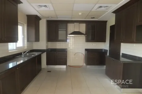 Villa à Arabian Ranches, Dubai, 4 chambres, 367 m², № 62267 - photo 2