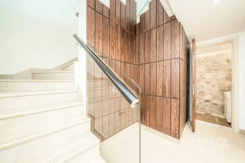 Villa in Springs 4, The Springs, Dubai 3 bedrooms, 270 sq.m. № 62265 - photo 4