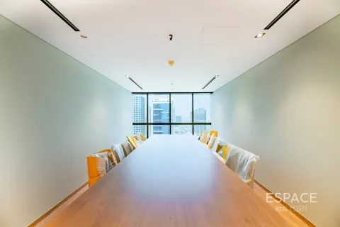 Oficina en Jumeirah Lake Towers, Dubai, 214 m², № 62270 - foto 12