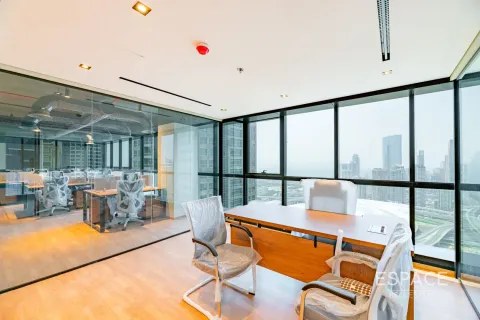 Oficina en Jumeirah Lake Towers, Dubai, 214 m², № 62270 - foto 8
