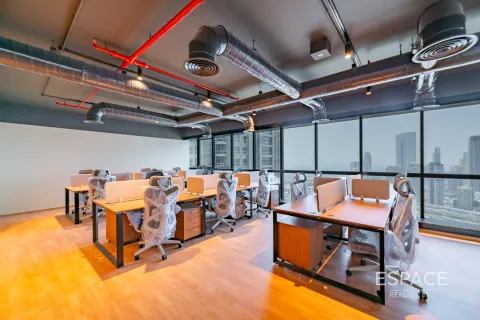 Oficina en Jumeirah Lake Towers, Dubai, 214 m², № 62270 - foto 15