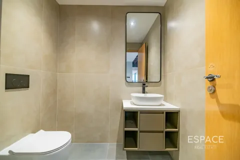 Oficina en Jumeirah Lake Towers, Dubai, 214 m², № 62270 - foto 7