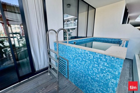 Купить квартиру в Дубай Студио-Сити, Дубай: 2 спальни, 269.8м², № 23224 - фото 6
