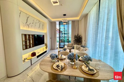 Apartment in Dubai Studio City, Dubai 2 bedrooms, 269.8 sq.m. № 23224