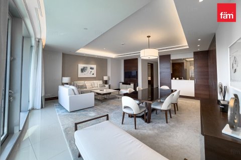 Apartamento en Downtown Dubai (Downtown Burj Dubai), Dubai, 2 dormitorios, 157.8 m², № 23235 - foto 2