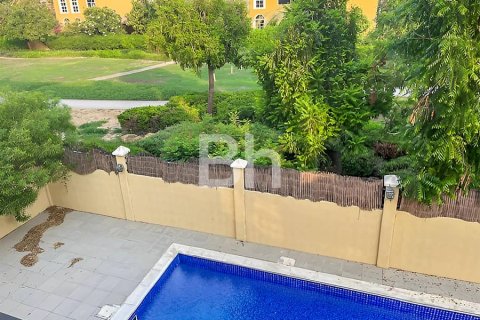 Снять в аренду виллу в The Villa, Дубай: 5 спален, 334м², № 21920 - фото 11