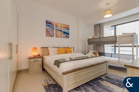 Apartment in Shams, Jumeirah Beach Residence, Dubai 2 bedrooms, 175 sq.m. № 91505 - photo 7