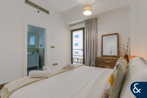 Apartment in Shams, Jumeirah Beach Residence, Dubai 2 bedrooms, 175 sq.m. № 91505 - photo 5