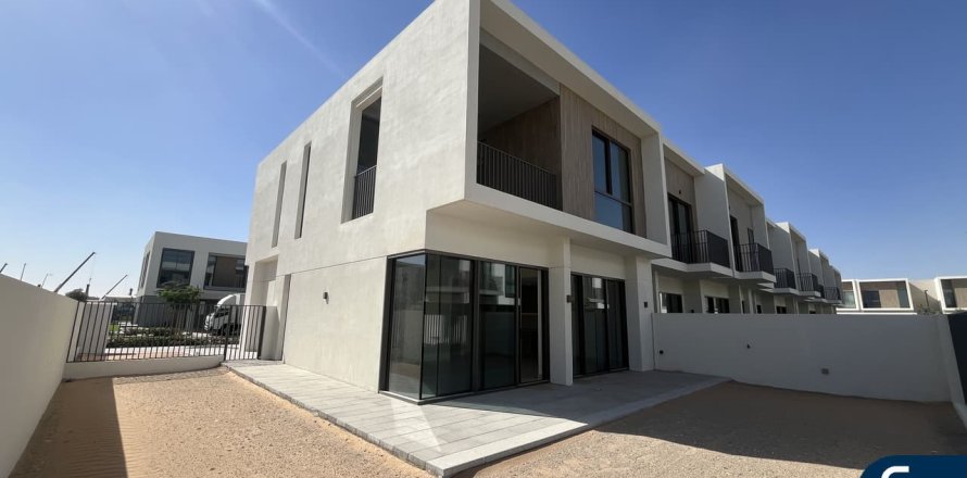 Квартира в The Valley, Дубай, 4 спальни, 294м², № 91493