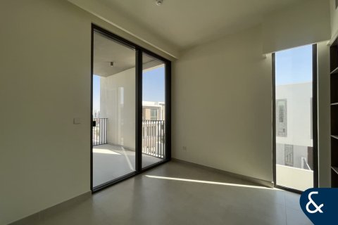 Снять в аренду квартиру в The Valley, Дубай: 4 спальни, 294м², № 91493 - фото 12