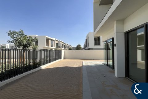 Снять в аренду квартиру в The Valley, Дубай: 4 спальни, 294м², № 91493 - фото 15