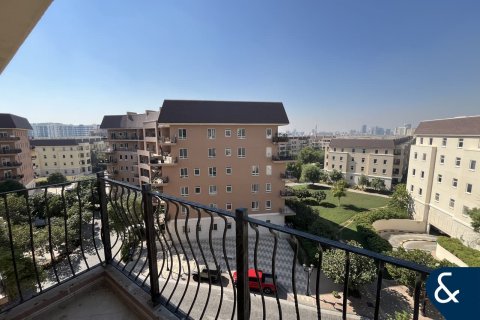 Снять в аренду квартиру в Motor City, Дубай: 2 спальни, 140м², № 91495 - фото 4