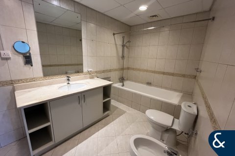 Снять в аренду квартиру в Motor City, Дубай: 2 спальни, 140м², № 91495 - фото 11