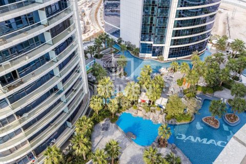 Apartment in DAMAC Towers by Paramount, Business Bay, Dubai 3 bedrooms, 162.21 sq.m. № 129600 - photo 2