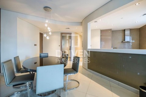 Apartment in DAMAC Towers by Paramount, Business Bay, Dubai 3 bedrooms, 162.21 sq.m. № 129600 - photo 12