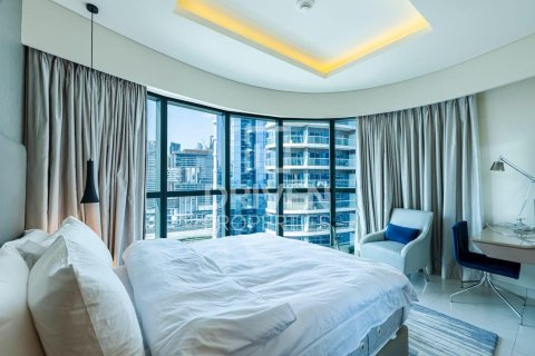 Apartment in DAMAC Towers by Paramount, Business Bay, Dubai 3 bedrooms, 162.21 sq.m. № 129600 - photo 4