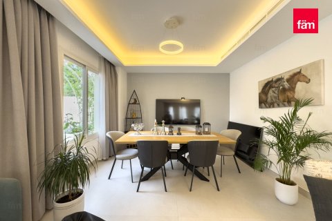 Villa en Dubai, 3 dormitorios, 350.9 m², № 40648 - foto 7