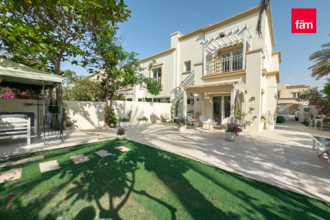 Villa en Dubai, 3 dormitorios, 350.9 m², № 40648 - foto 3