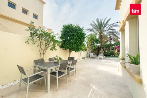 Villa en Dubai, 3 dormitorios, 350.9 m², № 40648 - foto 25