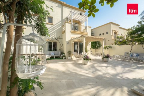 Villa en Dubai, 3 dormitorios, 350.9 m², № 40648 - foto 23