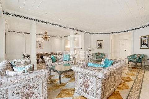 Dúplex en Palazzo Versace, Culture Village, Dubai, 3 dormitorios, 471.48 m², № 126483 - foto 12