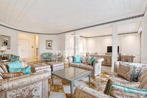 Dúplex en Palazzo Versace, Culture Village, Dubai, 3 dormitorios, 471.48 m², № 126483 - foto 11