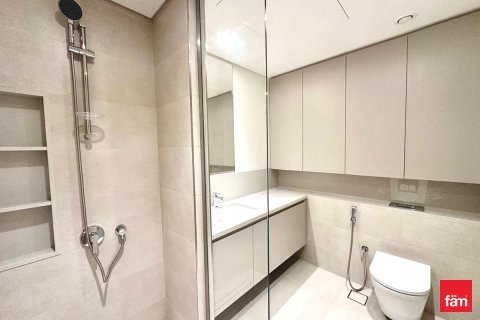 Купить квартиру в Дубае: 2 спальни, 102.2м², № 95431 - фото 21