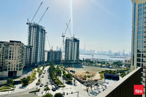 Купить квартиру в Дубае: 2 спальни, 102.2м², № 95431 - фото 3