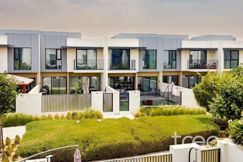 Villa à The Valley, Dubai, 3 chambres, 194.91 m², № 120196