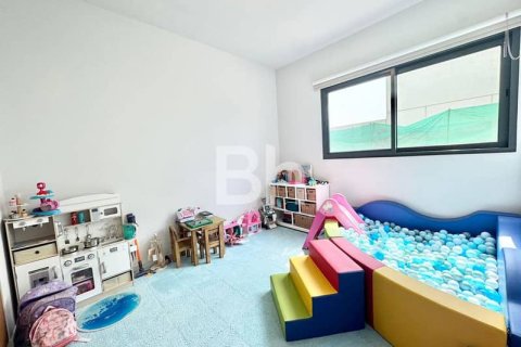 Villa in Dubai Land, Dubai 4 bedrooms, 230 sq.m. № 57737 - photo 8