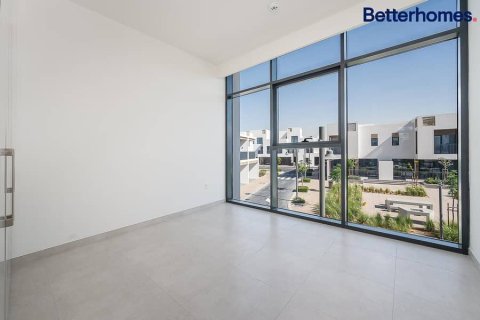 Townhouse in Arabian Ranches 3, Dubai 4 bedrooms, 267 sq.m. № 57738 - photo 7
