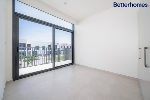Townhouse in Arabian Ranches 3, Dubai 4 bedrooms, 267 sq.m. № 57738 - photo 15