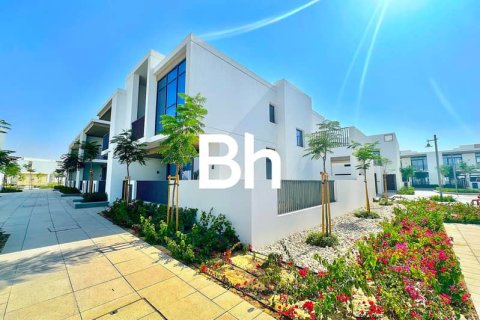 Townhouse in Arabian Ranches 3, Dubai 4 bedrooms, 267 sq.m. № 57738 - photo 4