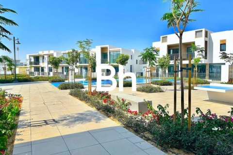 Townhouse in Arabian Ranches 3, Dubai 4 bedrooms, 267 sq.m. № 57738 - photo 3