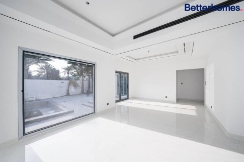 Villa in Dubai 6 bedrooms, 527 sq.m. № 57734 - photo 3
