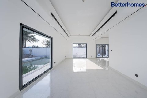 Villa in Dubai 6 bedrooms, 527 sq.m. № 57734 - photo 2