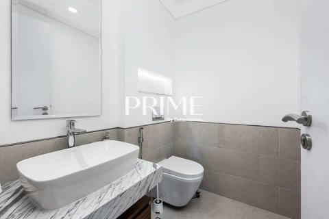 Apartamento en Umm Suqeim, Dubai, 4 dormitorios, 356 m², № 57735 - foto 9