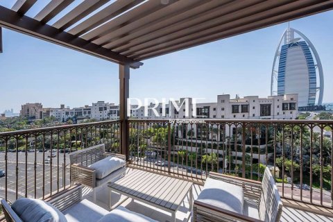 Apartamento en Umm Suqeim, Dubai, 4 dormitorios, 356 m², № 57735 - foto 7