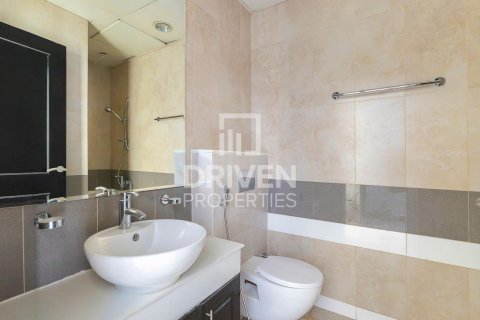 Townhouse in District 10, Jumeirah Village Circle, Dubai 4 bedrooms, 170.29 sq.m. № 135881 - photo 19