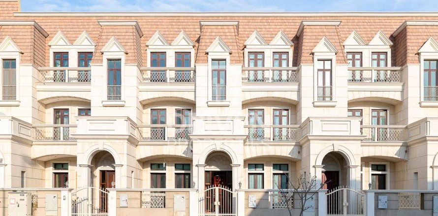 Townhouse in District 10, Jumeirah Village Circle, Dubai 4 bedrooms, 170.29 sq.m. № 135881
