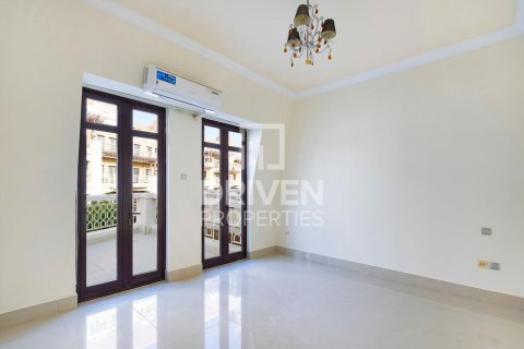 Townhouse in District 10, Jumeirah Village Circle, Dubai 4 bedrooms, 170.29 sq.m. № 135881 - photo 14